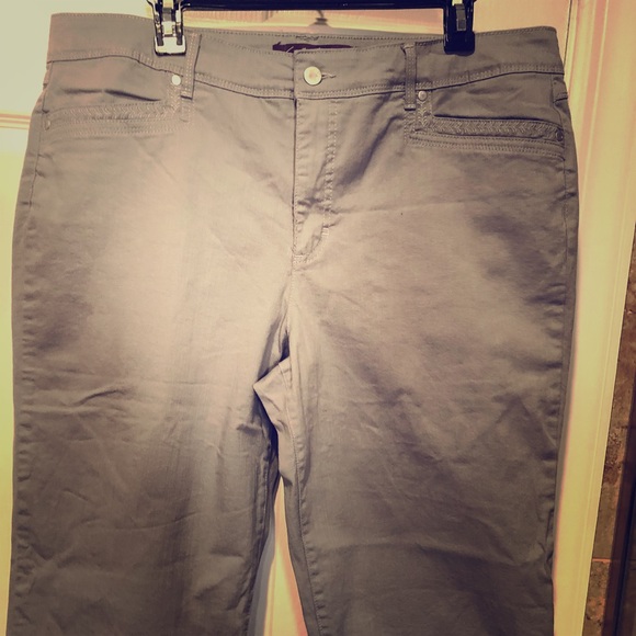 Gloria Vanderbilt | Jeans | Gloria 